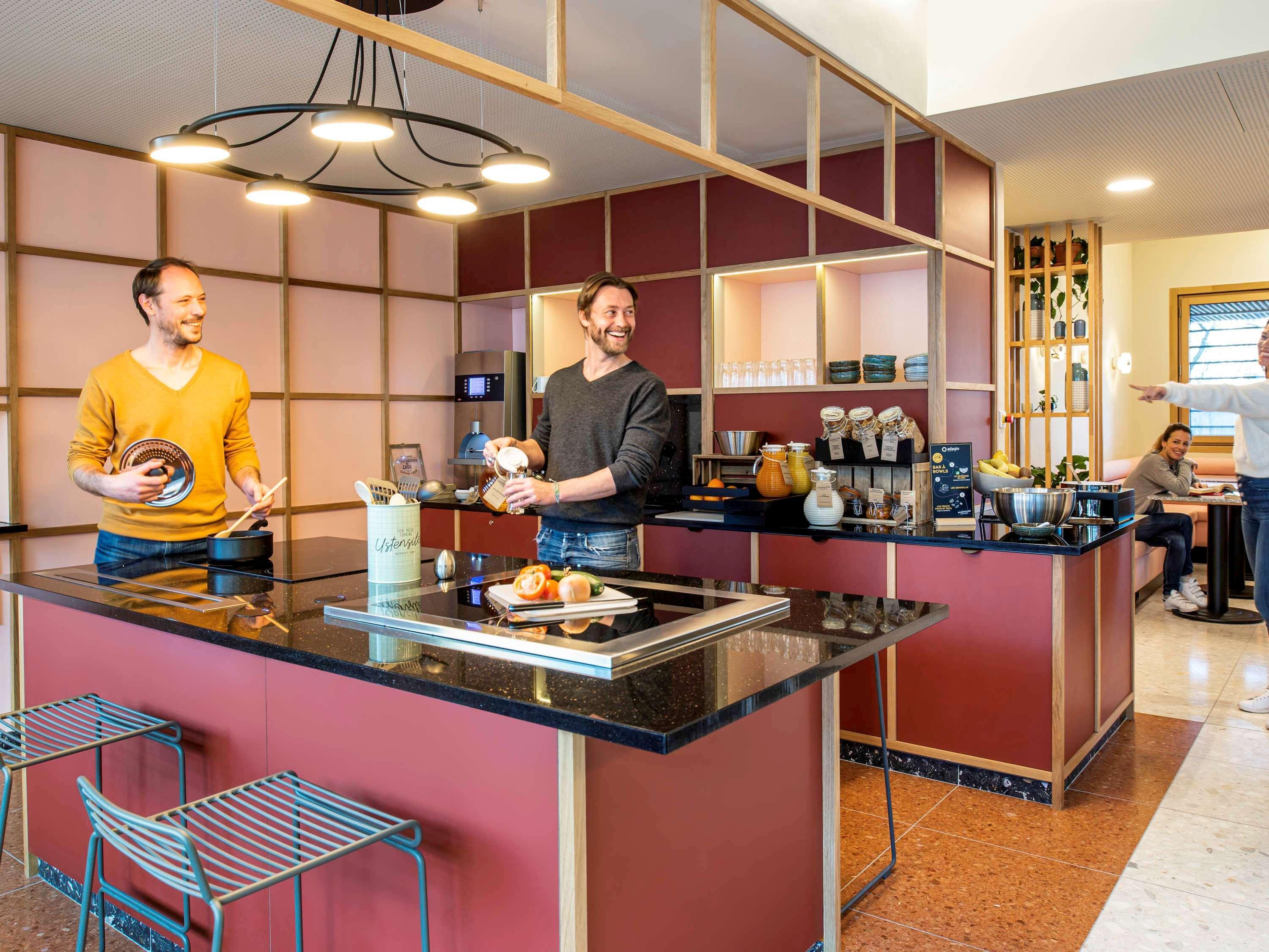 Aparthotel Adagio Paris Nation Eksteriør billede